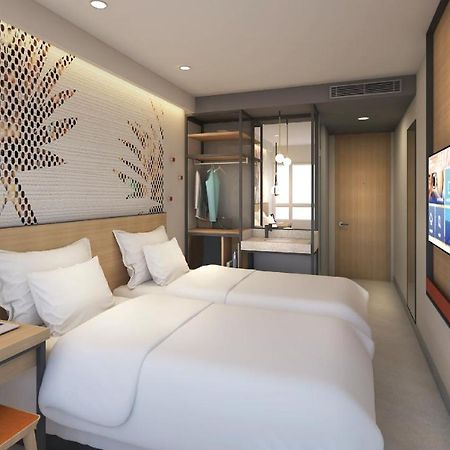 Go Hotels Plus Naga エクステリア 写真