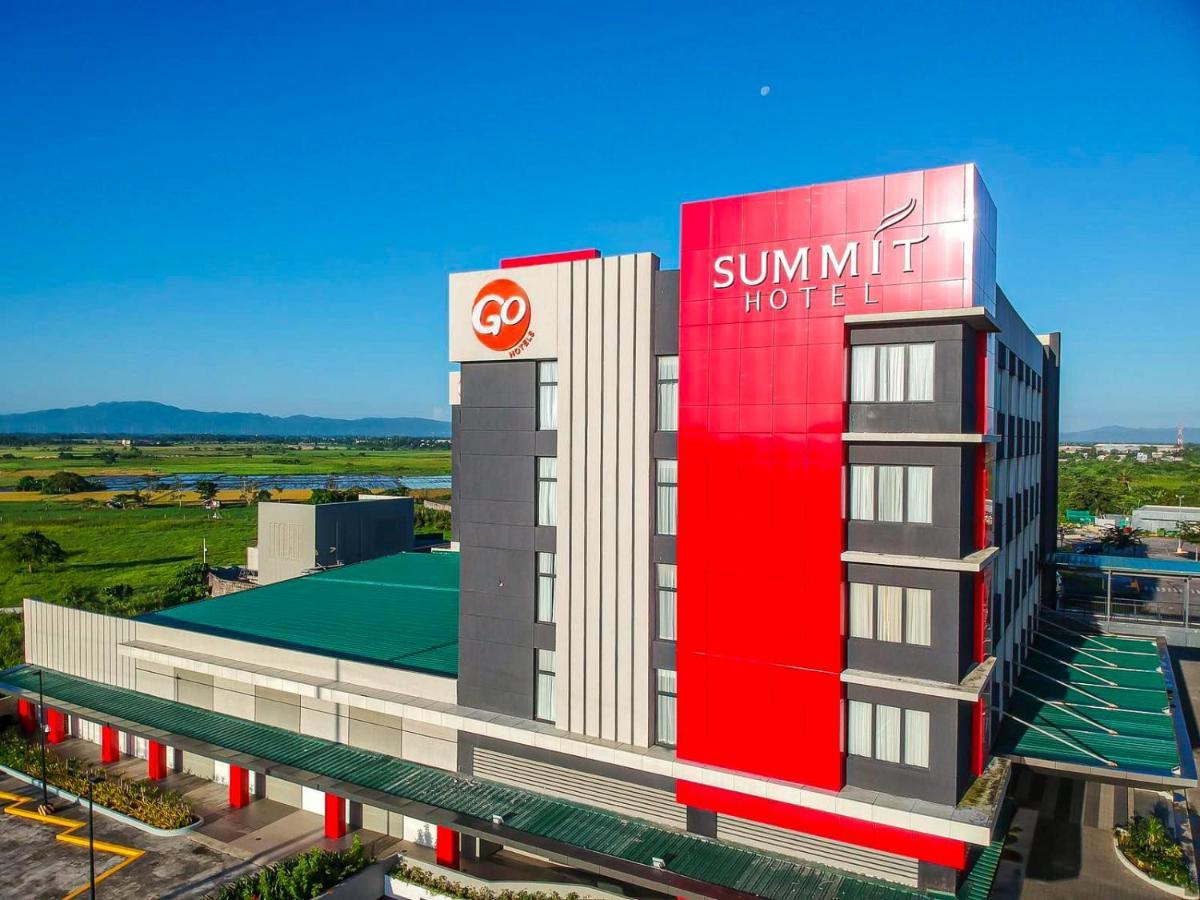 Go Hotels Plus Naga エクステリア 写真