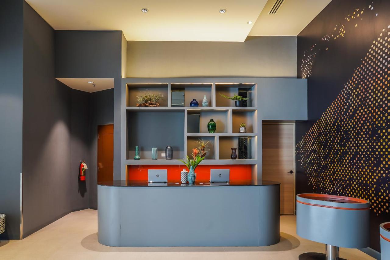 Go Hotels Plus Naga エクステリア 写真