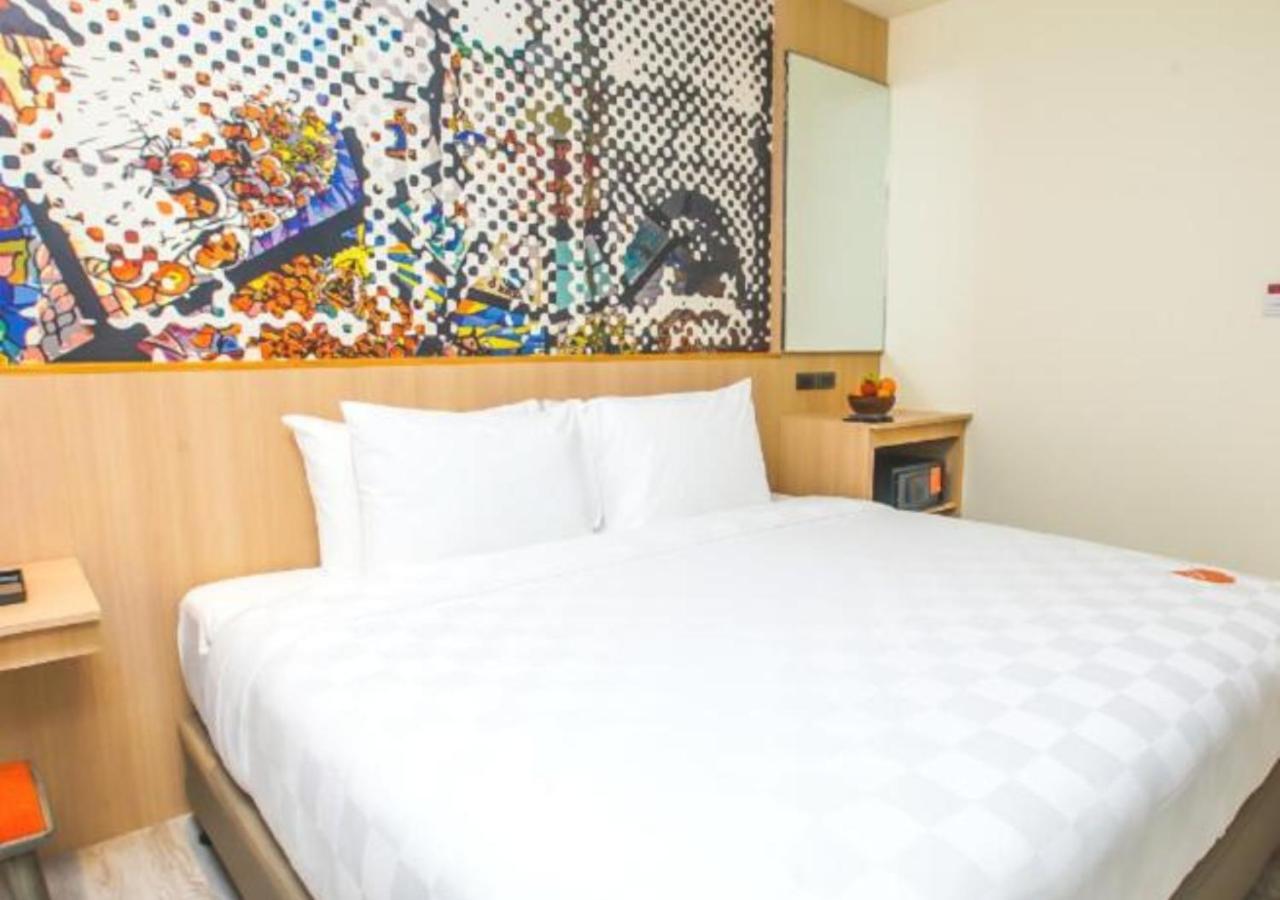 Go Hotels Plus Naga エクステリア 写真